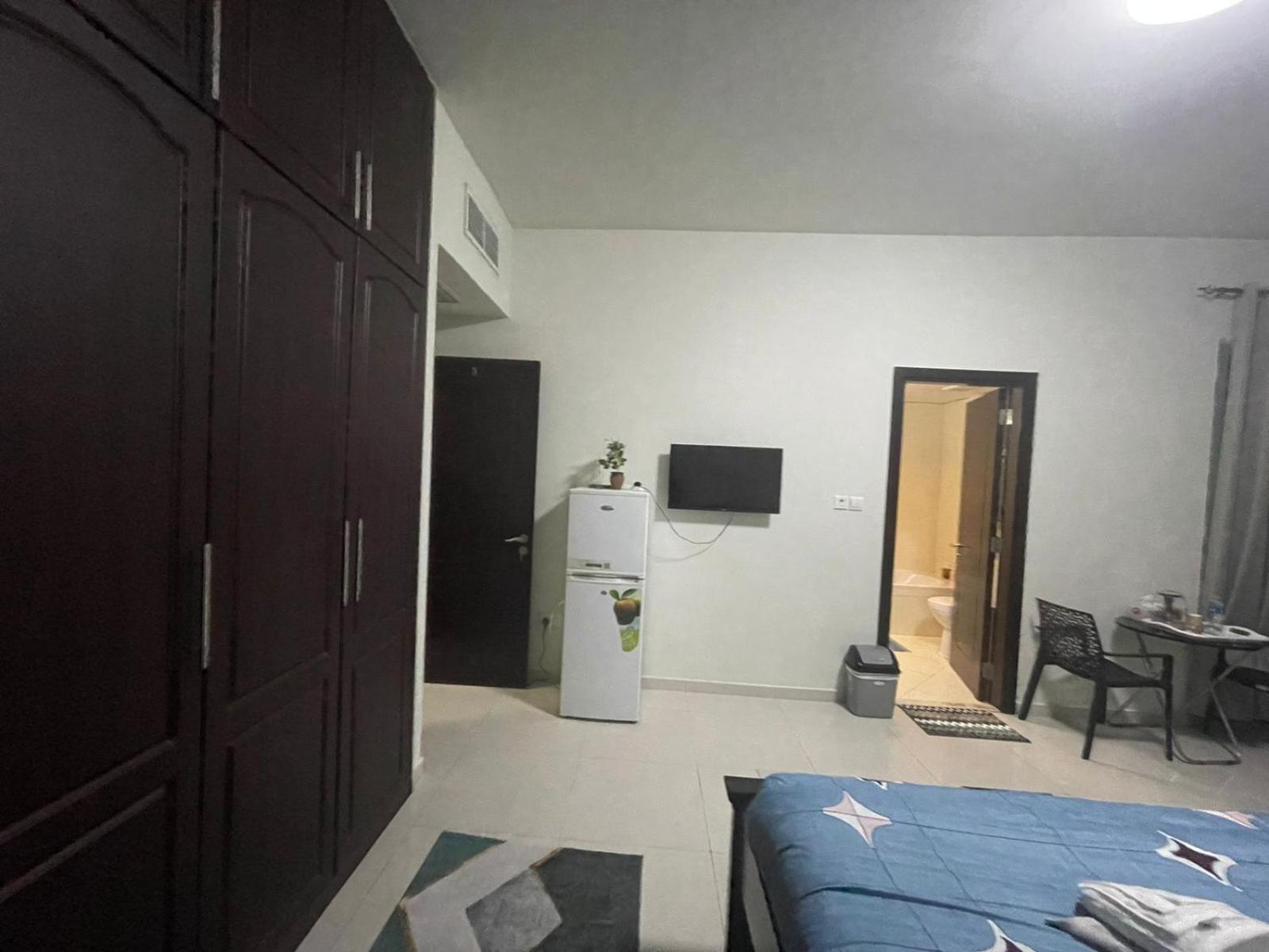 Apartment Near The Beach In Khalidiya New Location Apartamento Abu Dhabi