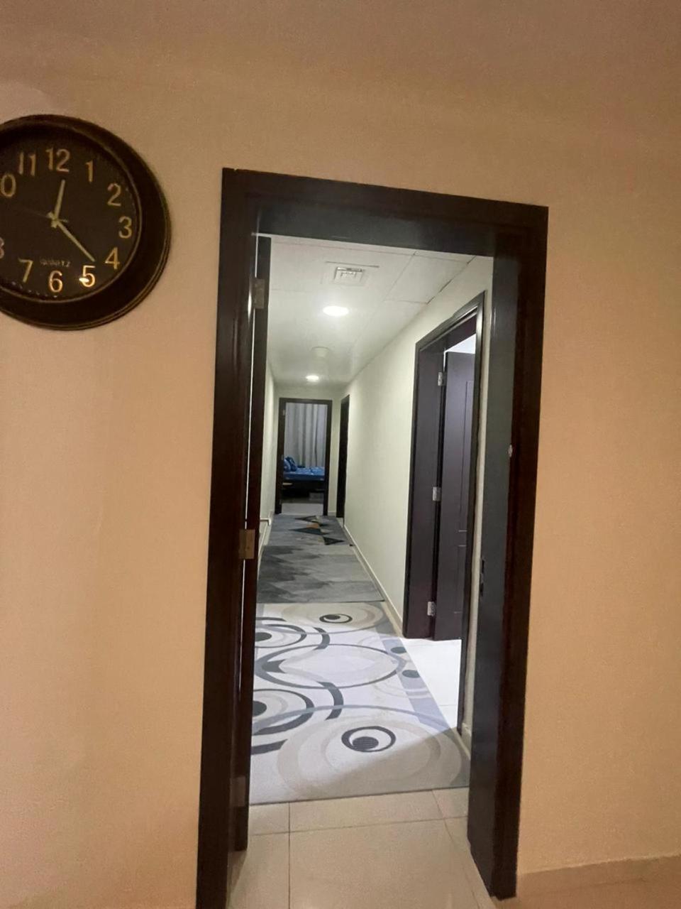 Apartment Near The Beach In Khalidiya New Location *