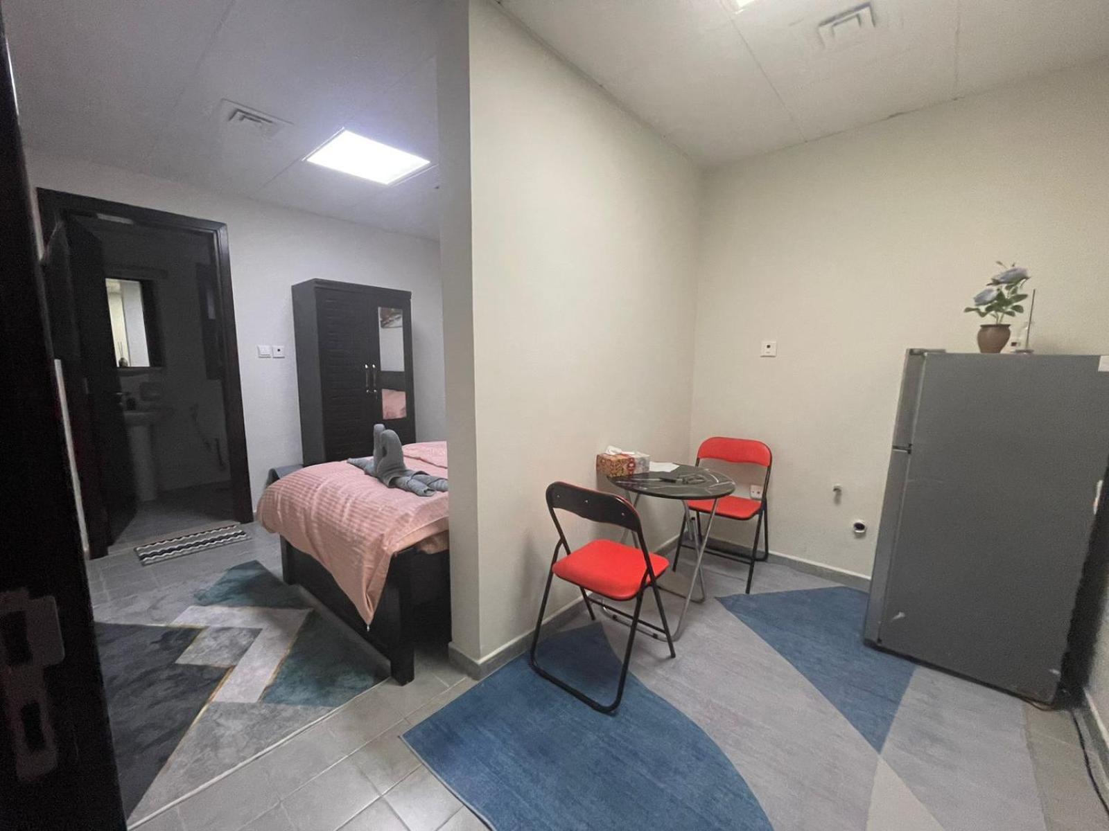 Apartment Near The Beach In Khalidiya New Location Apartamento