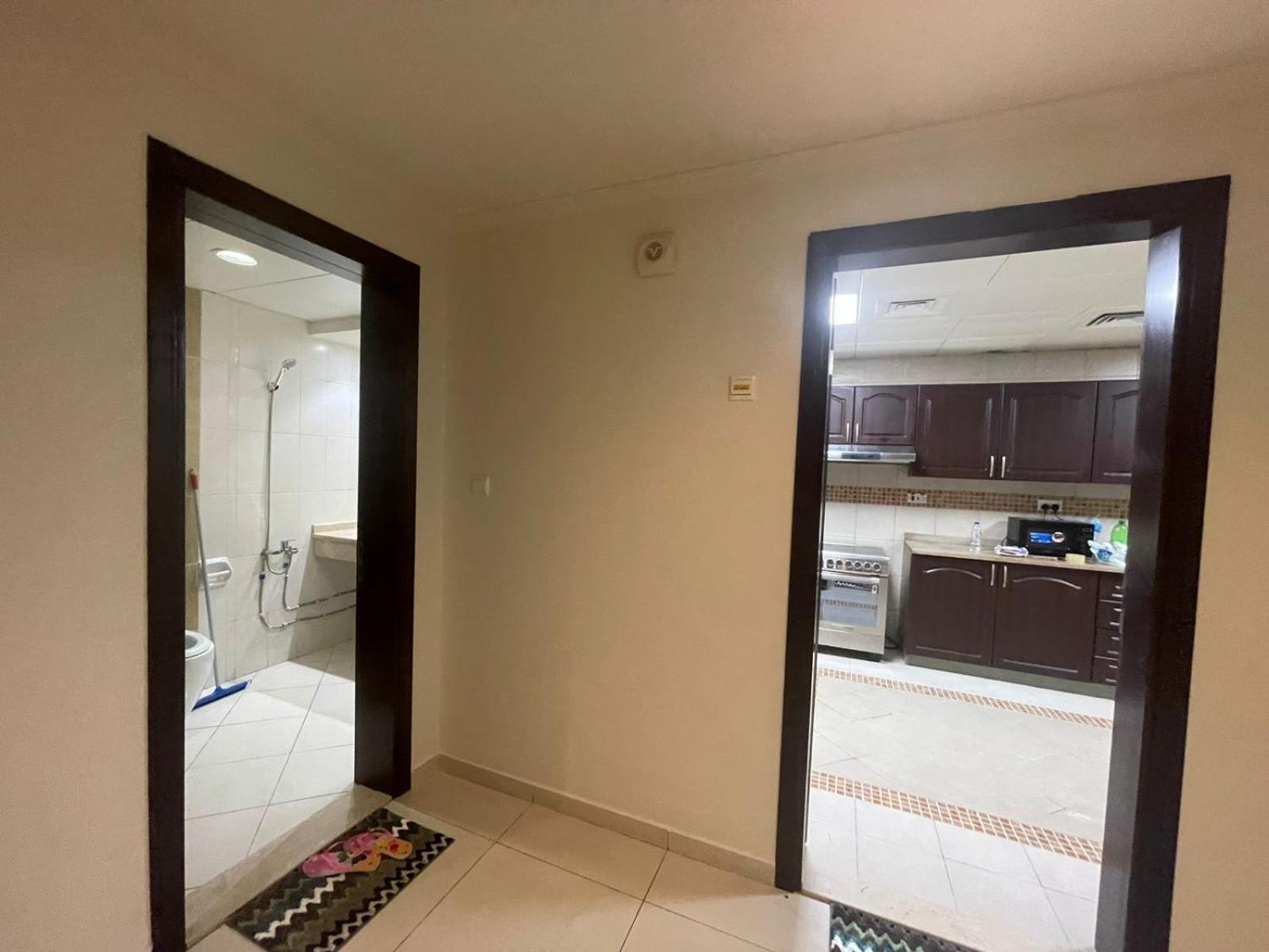 Apartment Near The Beach In Khalidiya New Location Apartamento